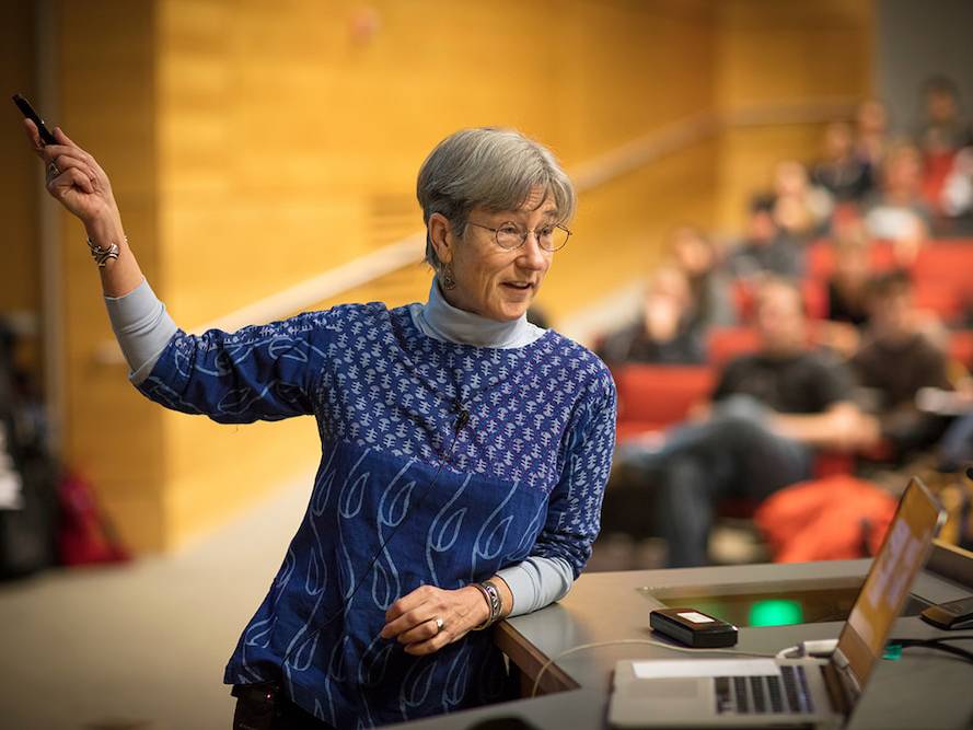 Phyllis Coley teaching in a lecture hall